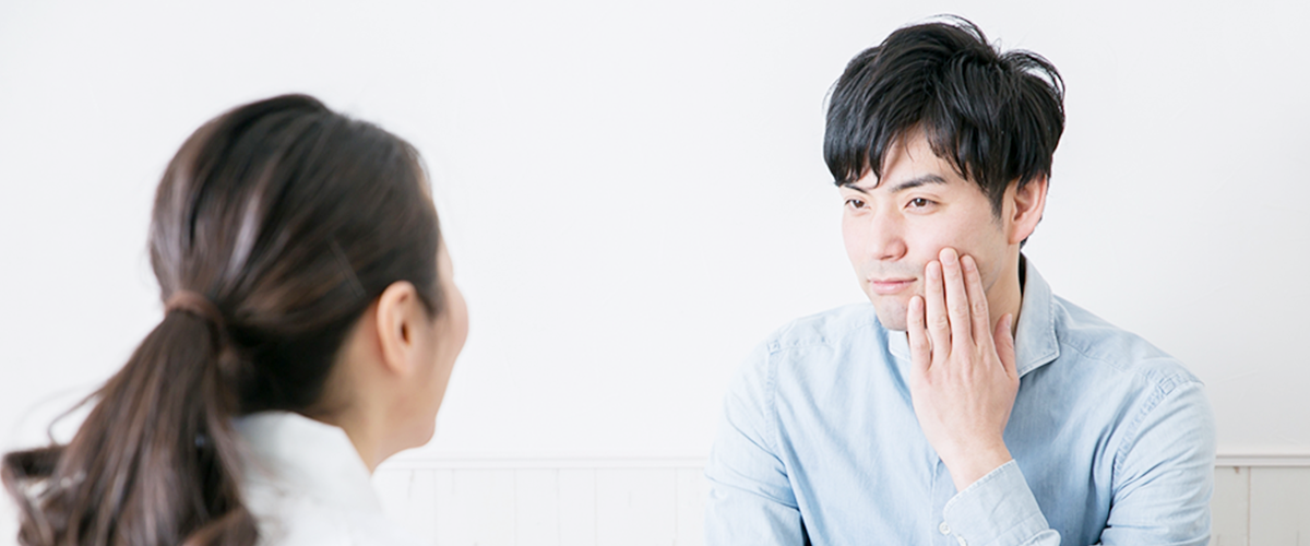 カウンセリングを受ける男性